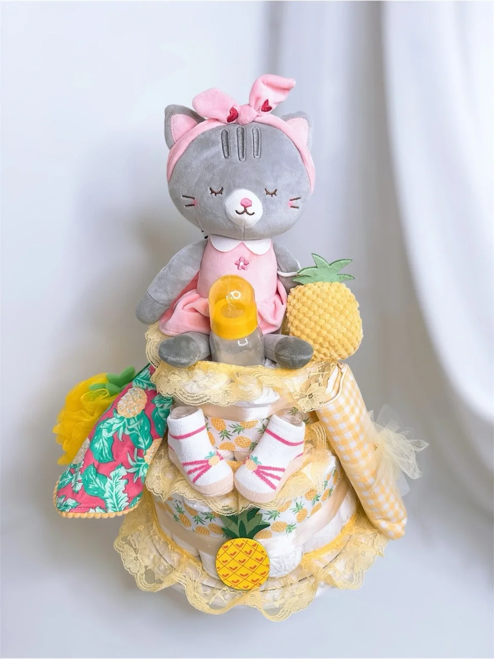 Pineapple Diaper Cake, Cat Diaper Cake, Fruit Theme